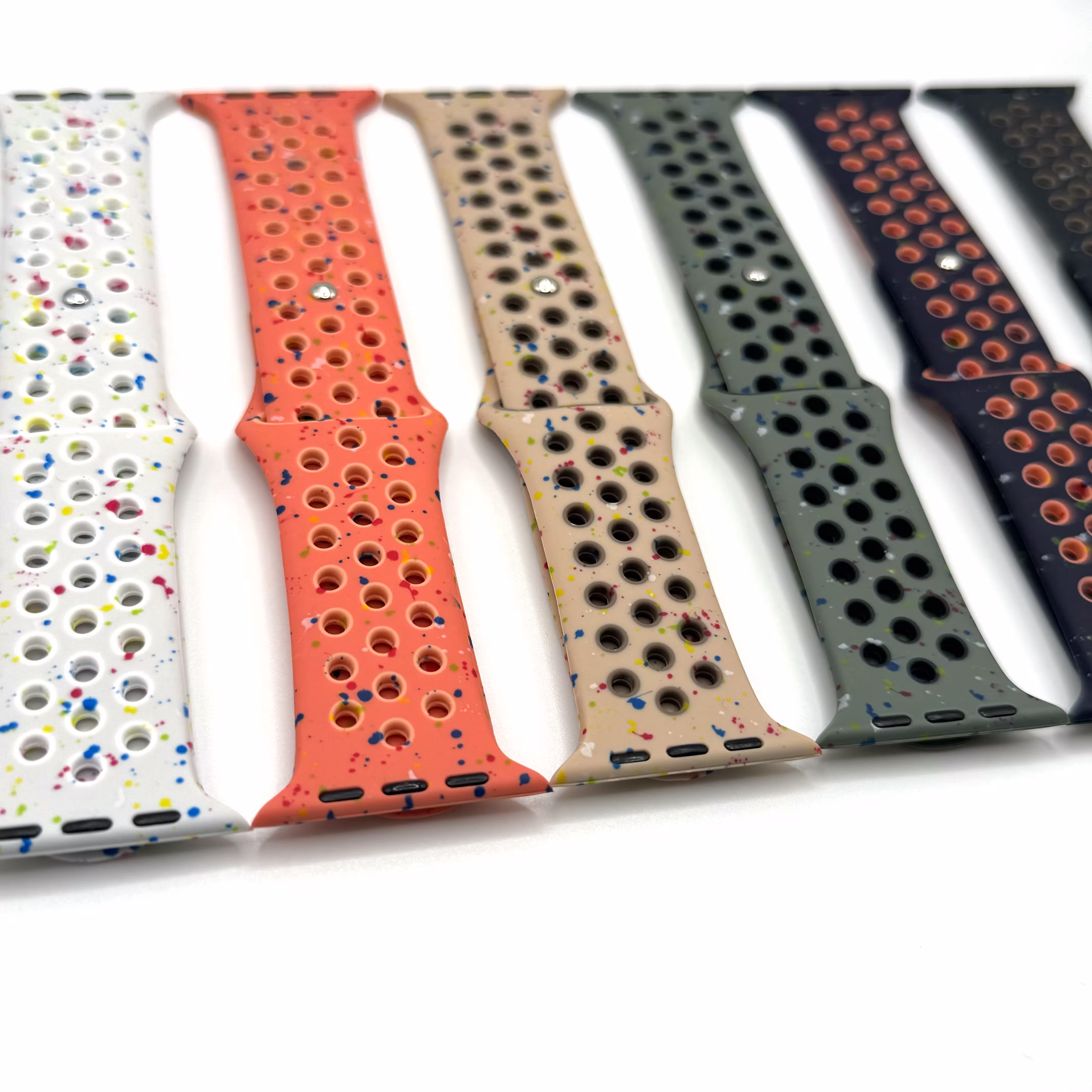 Категория: Silicone Nike Recycled 2025 (hover)